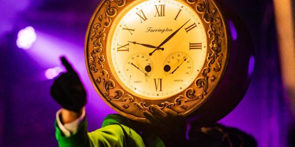 Clock-Head-Act