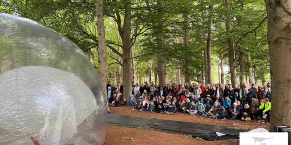 Crowd-Outdoors-Sustainable-Themed-Circus