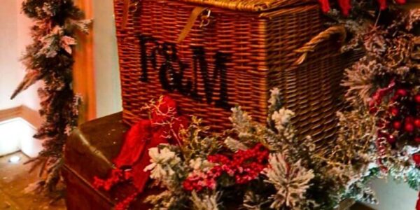 Fandm-Santas-Grotto-Hamper