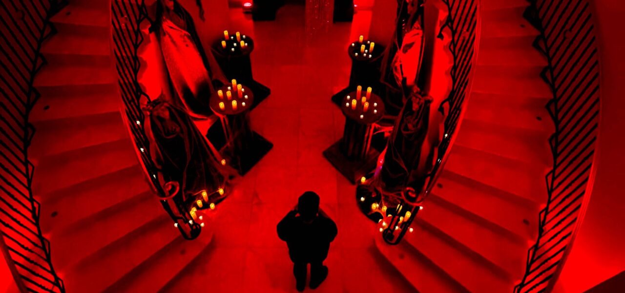 Halloween-Themed-Events-Staircase