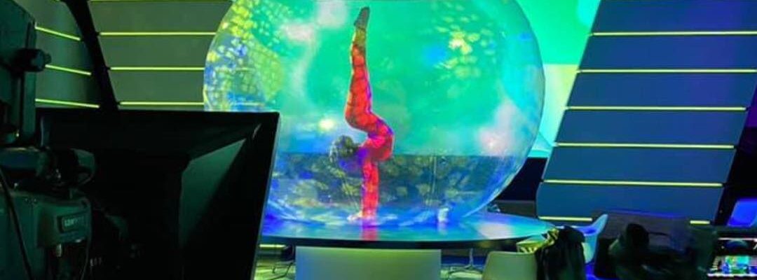 Live-Production-Bubble-Acrobat Live-Production-Bubble-Acrobat