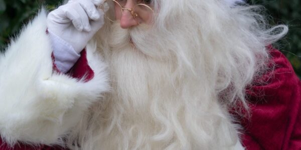 Realistic-Father-Christmas-For-Events