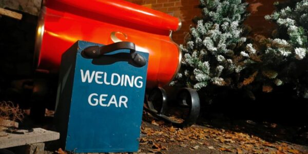 Santas-Sleigh-Welding-Gear-Prop