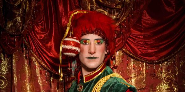 Themed-Acrobat-Christmas-Elf