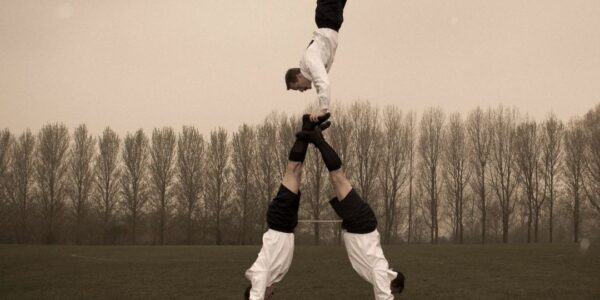 Victorian-Sports-Themed-Christmas-Acrobats