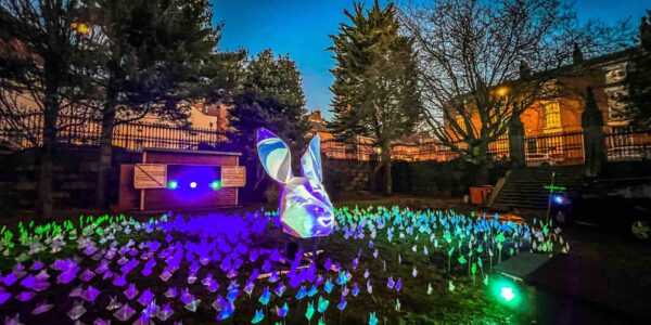 Immersive experience projections can feature on any surface or design. From indoors to outdoors, audiences will be captivated by this innovative video mapping design at your event.