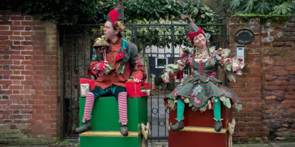 Christmas-Presents-Act-Ideal-For-Christmas