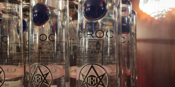 Personalise your cult horror theme with bespoke drinks.