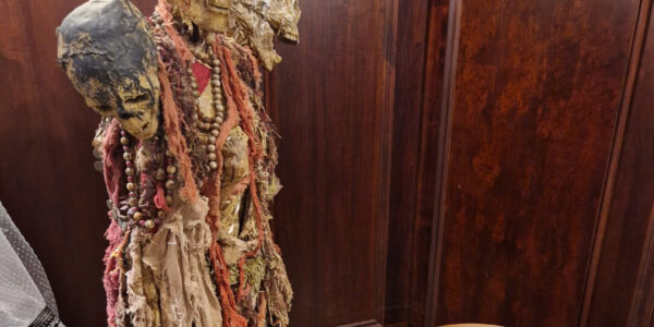 Cult horror-themed events have the flexibility to encompass various types of occasions, including brand activations, galas, Halloween celebrations, and events tailored for influencers.