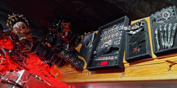 We consider every detail of your horror event theme, from the meticulous to the oversized, we understand that a unique touch is essential.