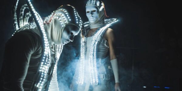 Futuristic-White-Themed-LED-Show