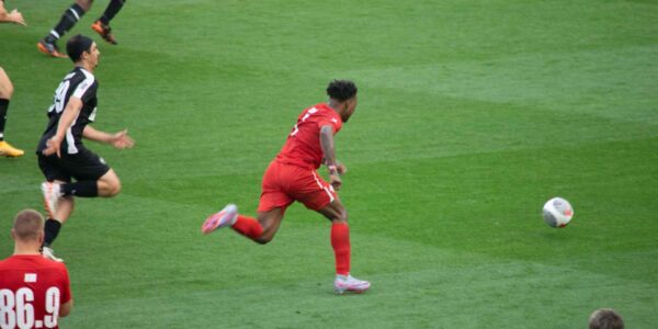 Sidemen-Charity-Match-Speed-Sprinting