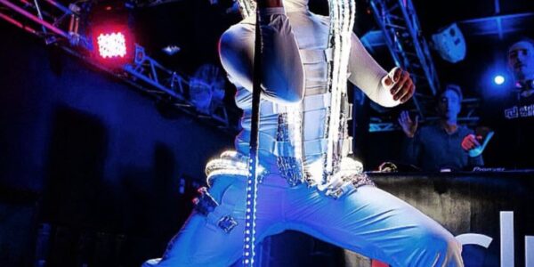 White-Themed-LED-Performer-With-Props