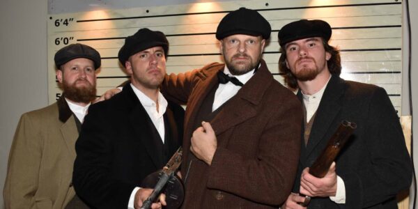 Gang-Western-Mobsters-Themed-Stunt-Performers
