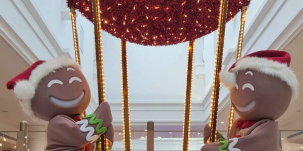 Ginger-Bread-Characters-With-Prop