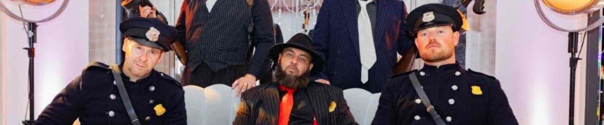 Mobsters-And-Police-Themed-Stunt-Entertainment