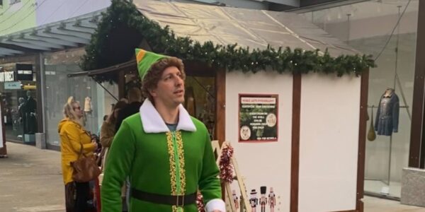 Elf-At-Christmas-Market