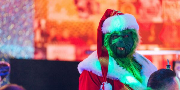 Grinch-Dressed-For-Christmas-Event