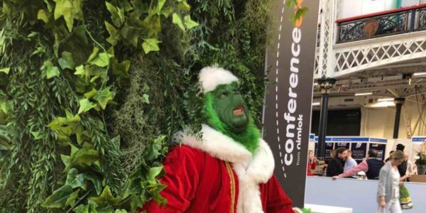Grinch-Performer-Available-For-Public-Events
