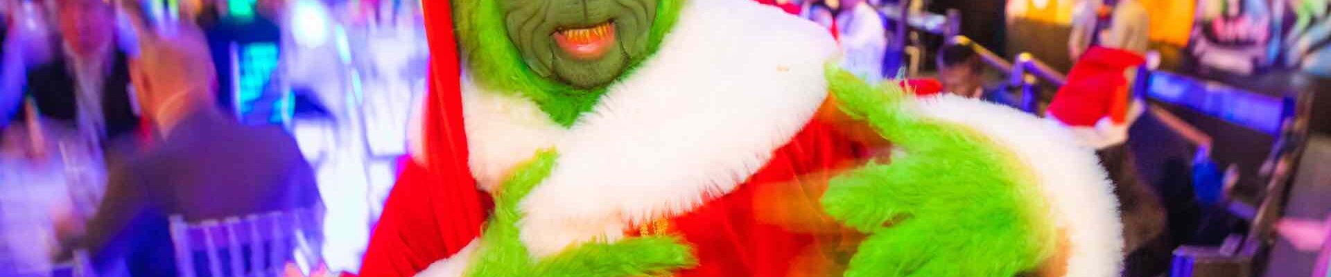 Grinch-Performing-At-Party-Event