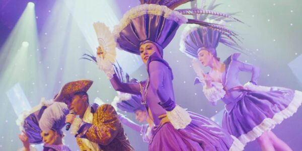 Las-Vegas-Themed-Dancers-In-French-Dress