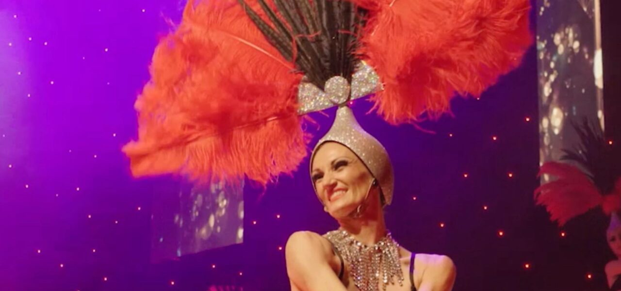 Red-Feather-Glam-Gatsby-Show-Girl