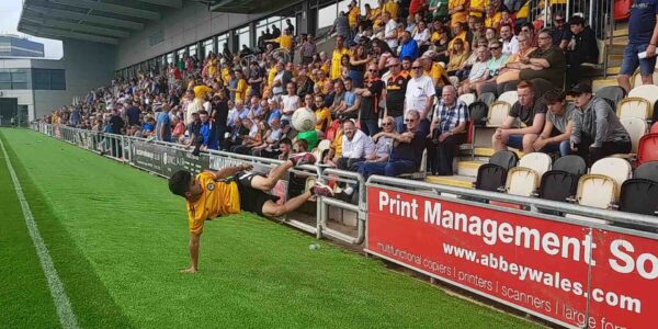 Stadium-Performing-Football-Freestyler