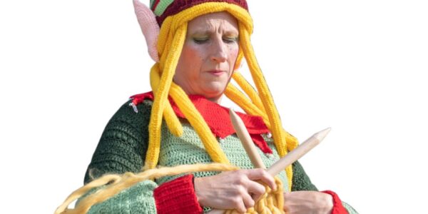 Christmas-Knitted-Elf-Knitting-Yarn