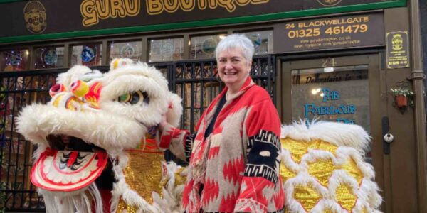 Guest-Stroking-Chinese-New-Year-Lion