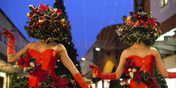 Christmas-Living-Flower-GIrls-Wearling-Flower-Helmets