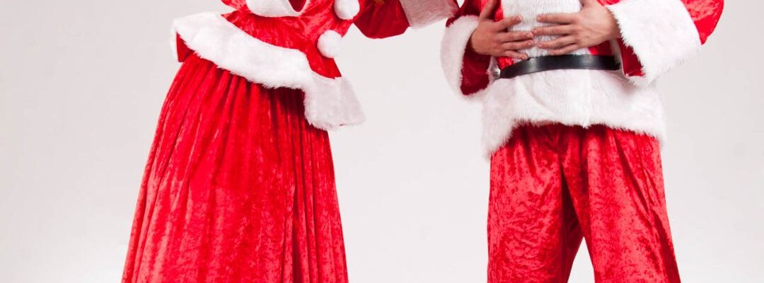Mr-And-Mrs-Claus-Stilt-walkers Mr-And-Mrs-Claus-Stilt-walkers