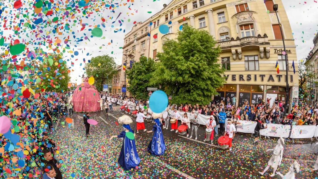 A cloud themed walkabout show in a city parade