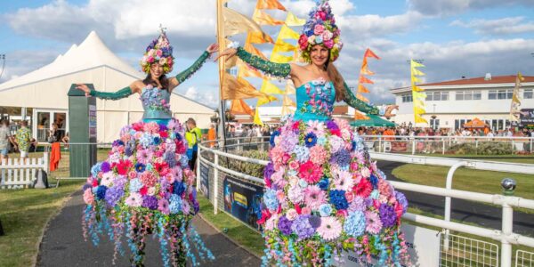 Garden-Themed-Walkabout-At-Themed-Event