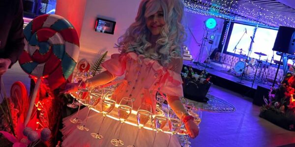 Human-Candy-Hostess-Table-Walkabout