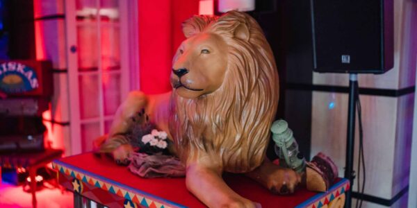 Hire bespoke circus props for your circus themed party such as lions.