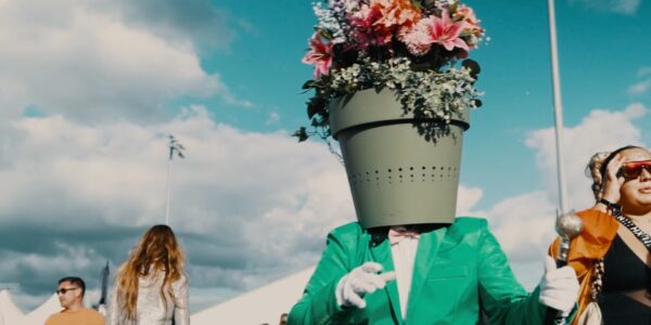 Plant-Pot-Walkbout-Act