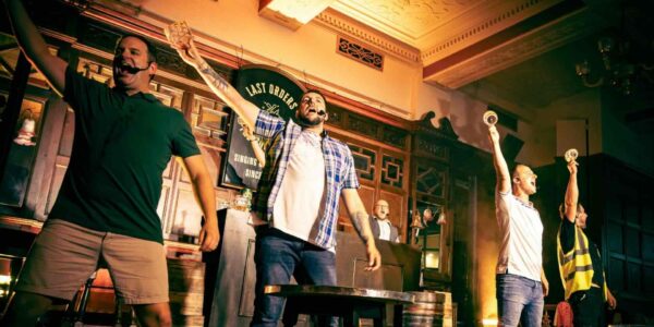 Pub-Entertainment-Ensemble-Doing-Choreography
