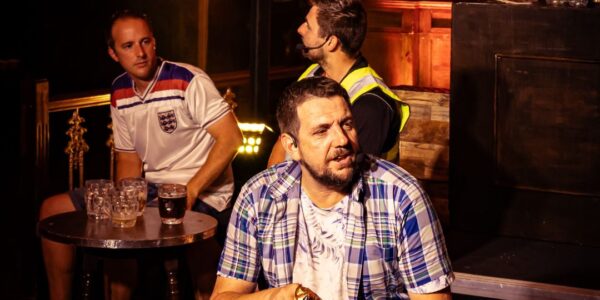 Pub-party-Singalong-Show-Sat-At-Table