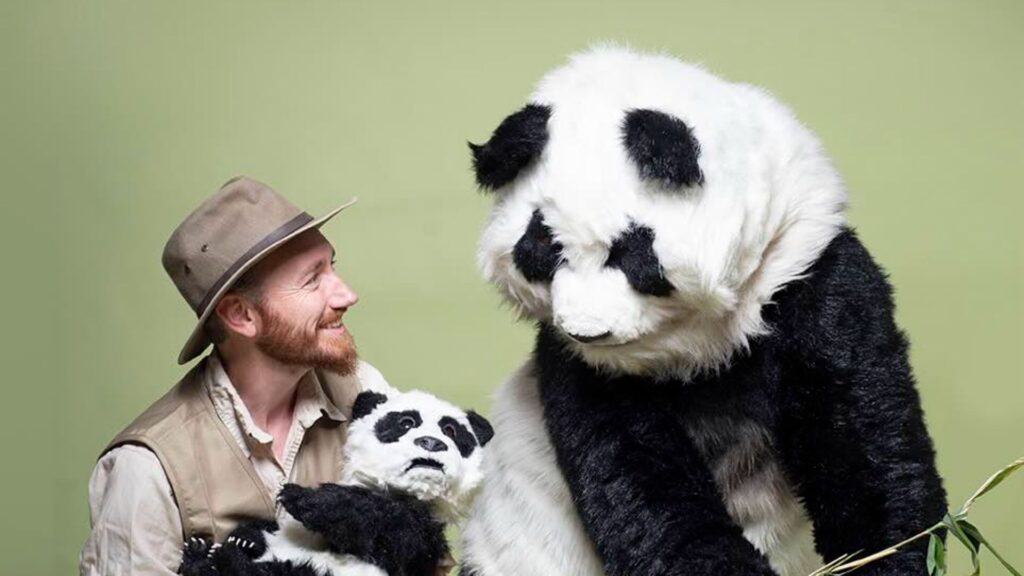 Interactive Panda to hire with baby panda