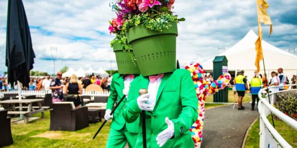 Walkabout-Plant-Pot-Heads-At-Corporate-Summer-Party