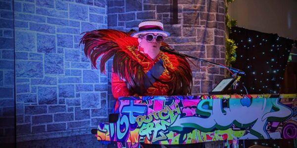 Authentic-Elton-John-Tribute-With-Graffiti-Piano
