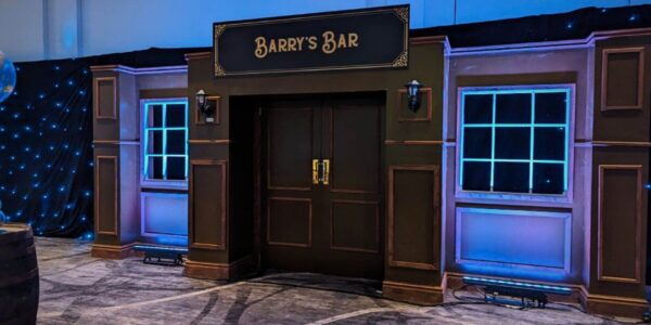 Barrys-Bar-Stage-Set-Design