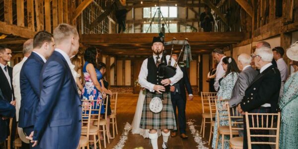 Bespoke-Bagpiper-For-Hire-At-Event