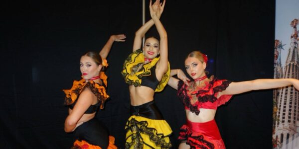 Colourful-Can-Can-Girls-For-French-Theming