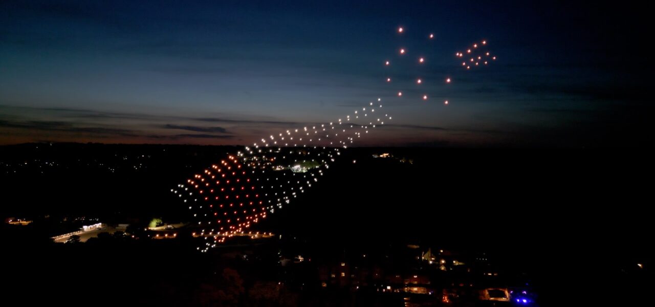 Custom-Drone-Show-Champagne-Pop