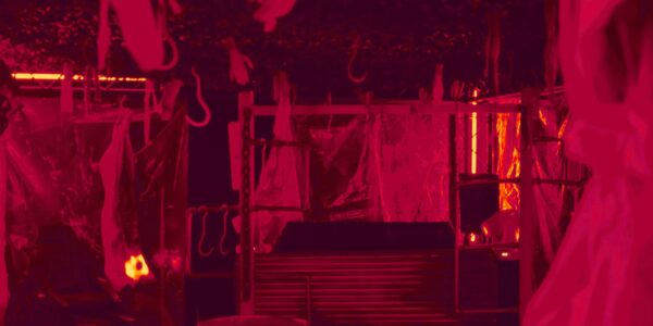 Hanging-Hooks-Slaughter-Room-Escape