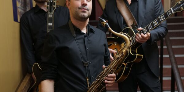 Jazz-Trio-Band-with-Sax-And-Guitars