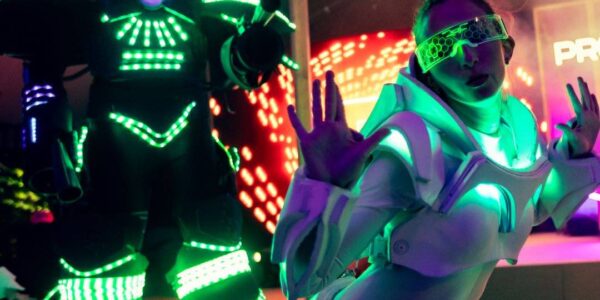 LED-Entertainers-At-Festival Themed-Event
