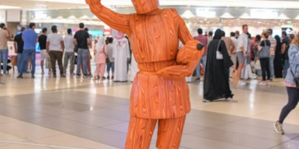 Wooden-Man-Life-Drawing-Performer