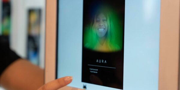 Aura-Photography-Booth-App